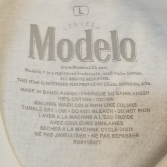 Large men's Modelo Cerveza T-shirt - Picture 4 of 4